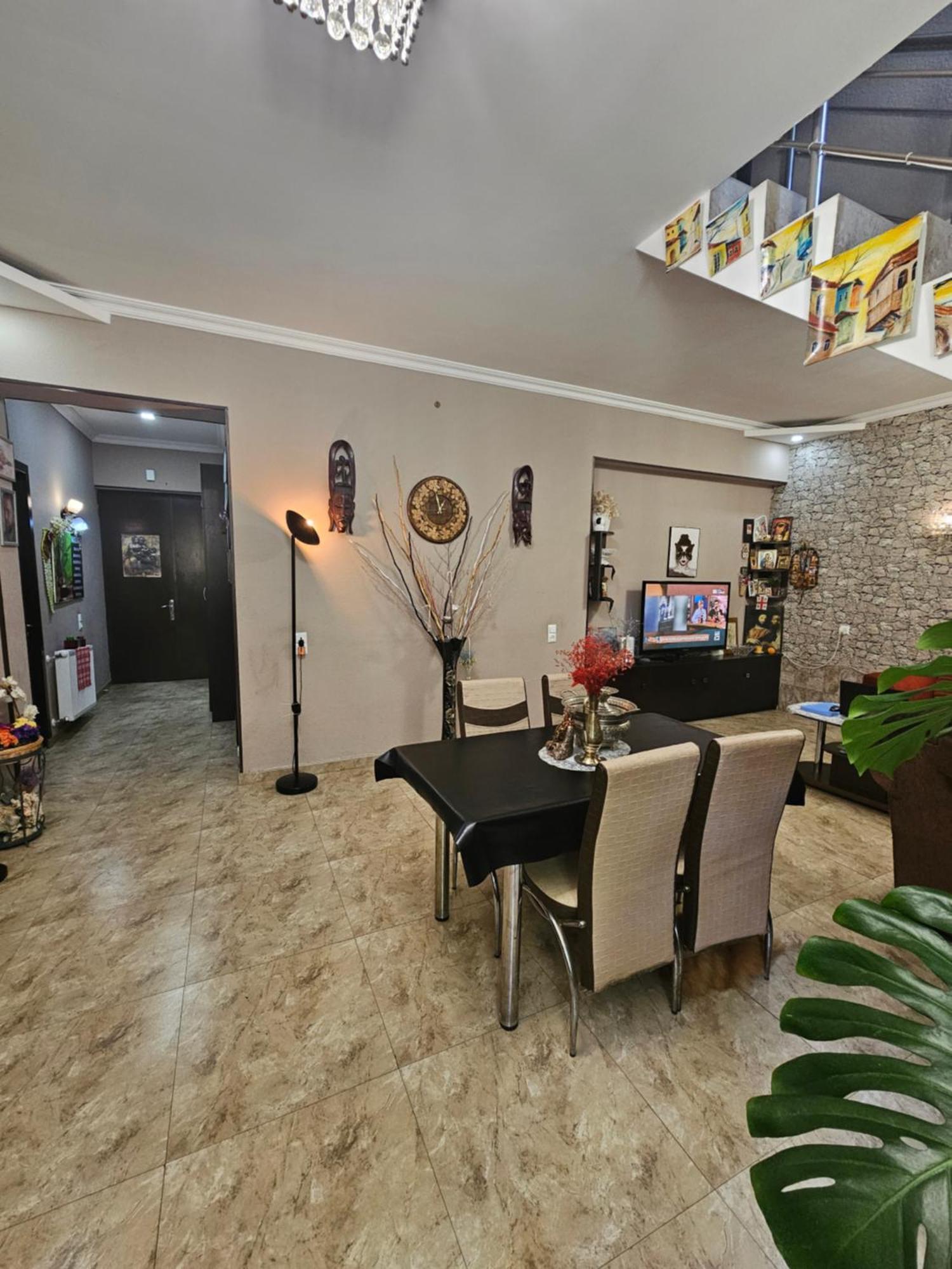 Guesthouse Different Tbilisi Exterior foto