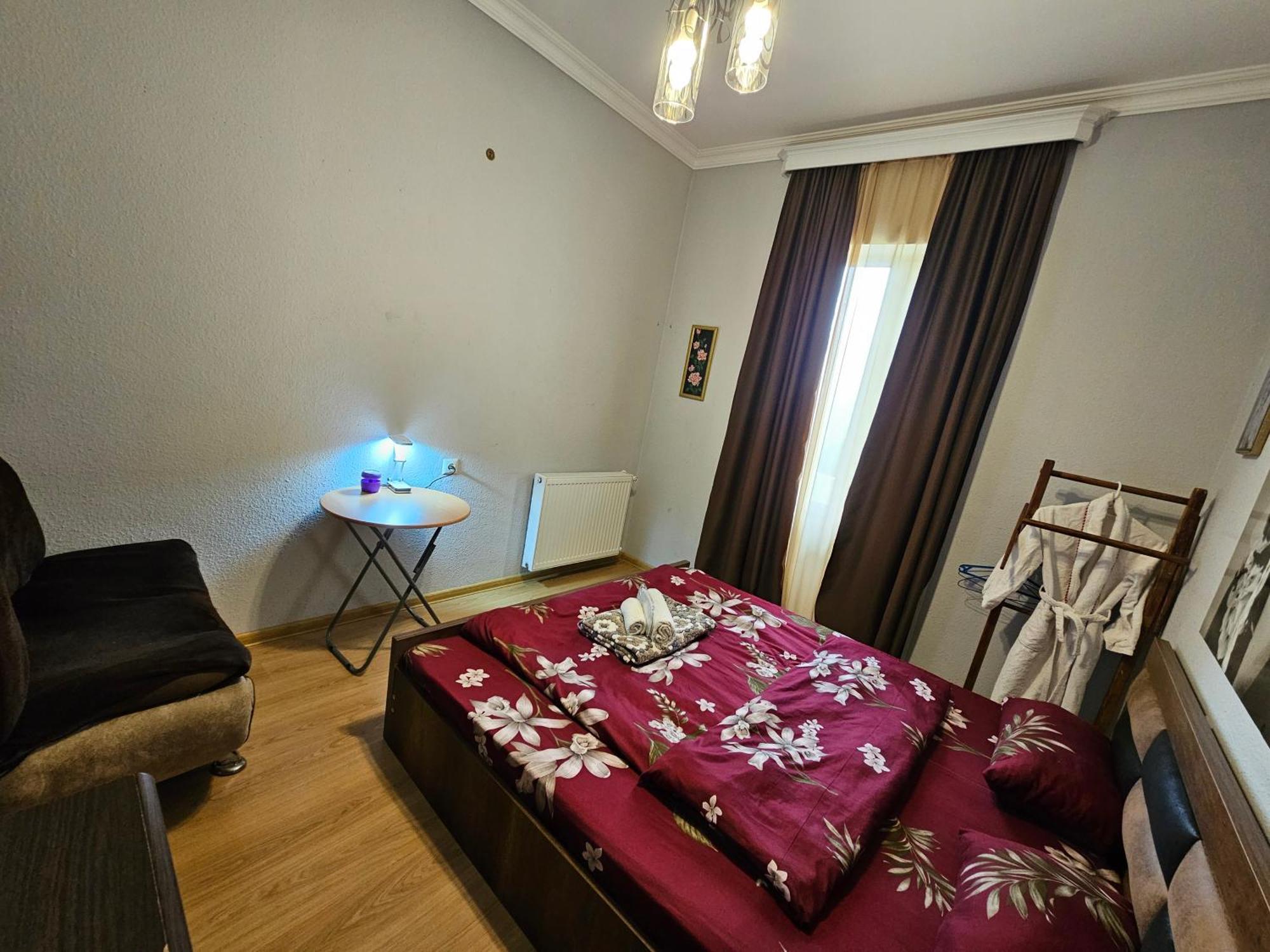 Guesthouse Different Tbilisi Exterior foto